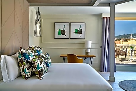 Double Room Lux Essence - Room Only Early Booking 60D PKG