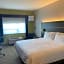  Holiday Inn Express & Suites