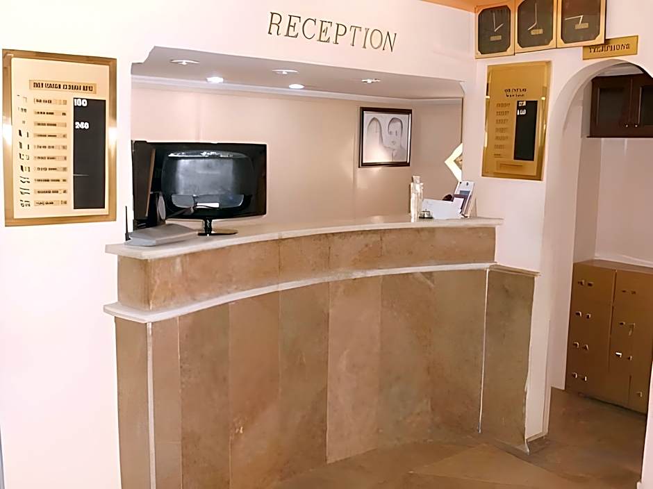 UĞURLU HOTEL