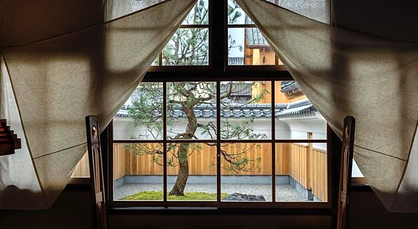 Nipponia Izumo Hirata Cotton Road