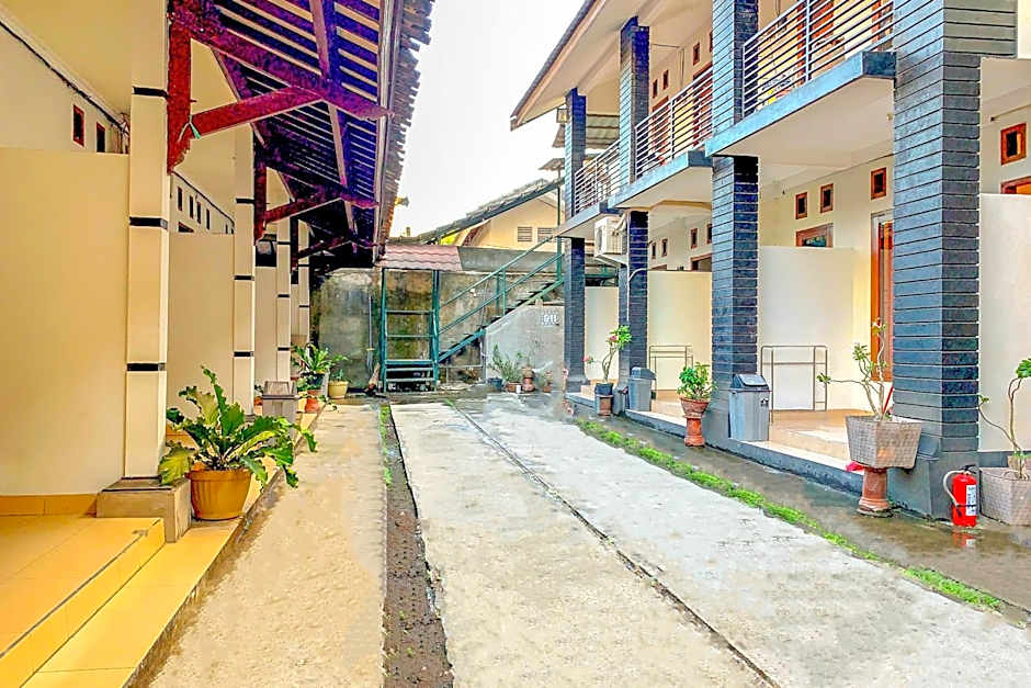 Kost & Homestay 911
