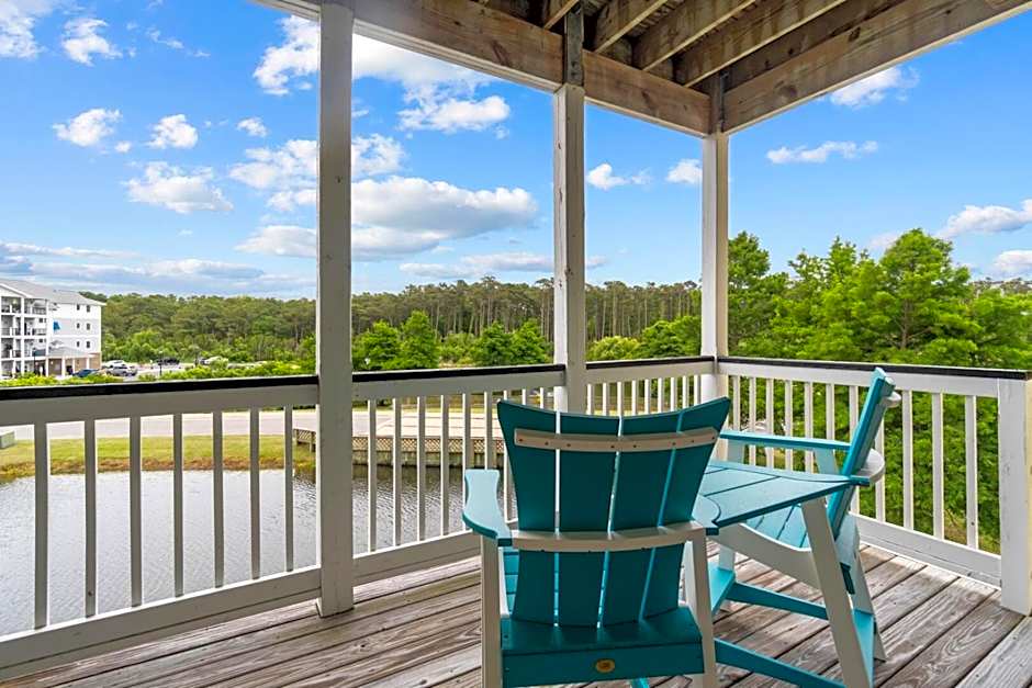 Hamilton Cay at Bermuda Bay by Kees Vacations