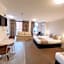 Carlton Lygon Lodge Studio Apartments