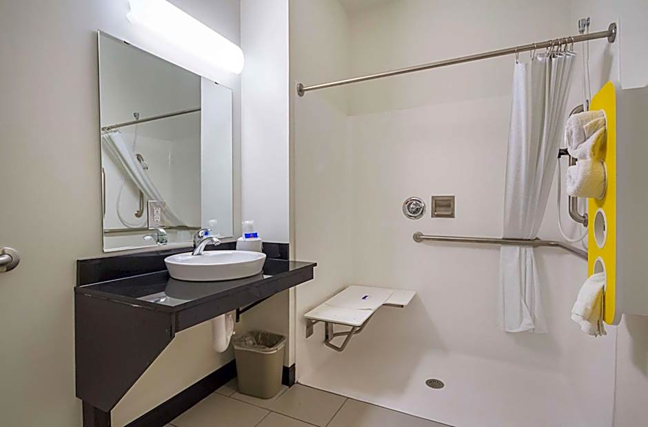 Days Inn by Wyndham South Bend/Notre Dame
