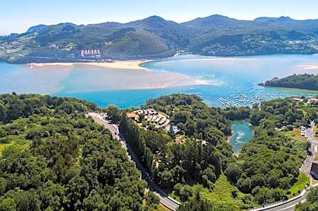 Bungalows Portuondo parking gratuito