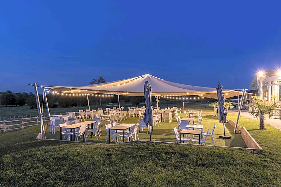 Hotel Les Suites - Domaine de Crécy