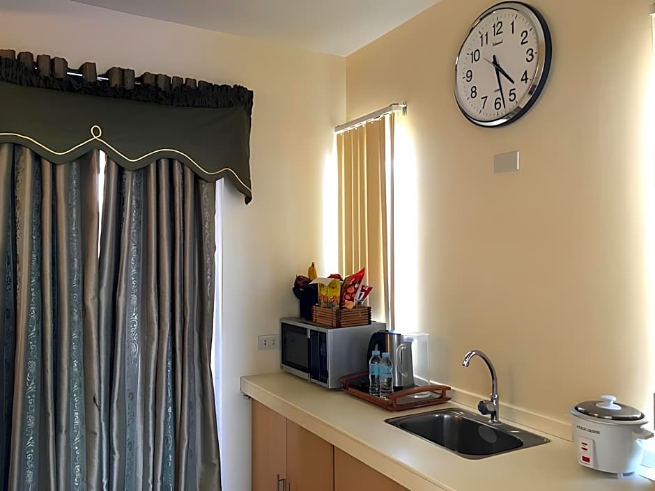 Phela Grande Residences