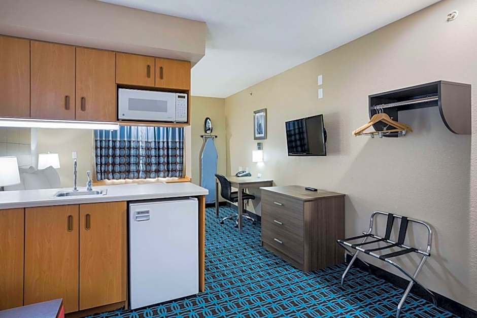 Sonesta Essential Hotel Blue Springs