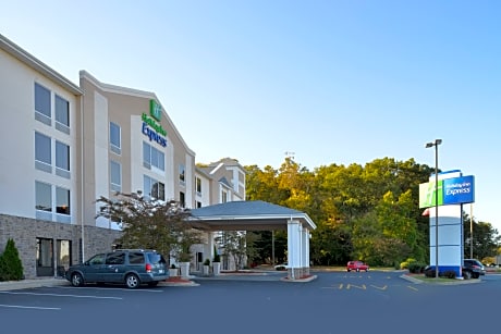 Holiday Inn Express Seaford-Route 13