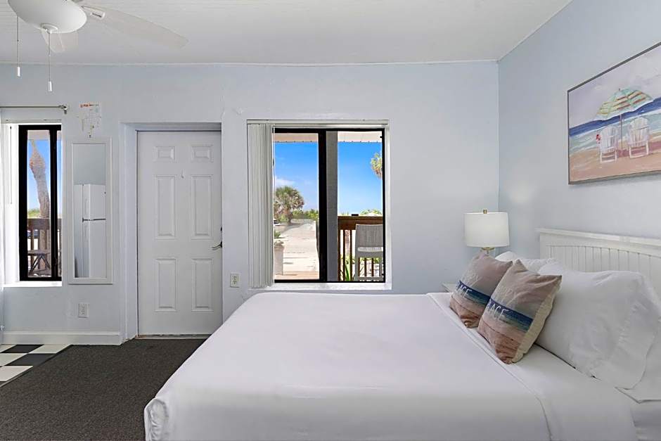 Sabal Palms Inn