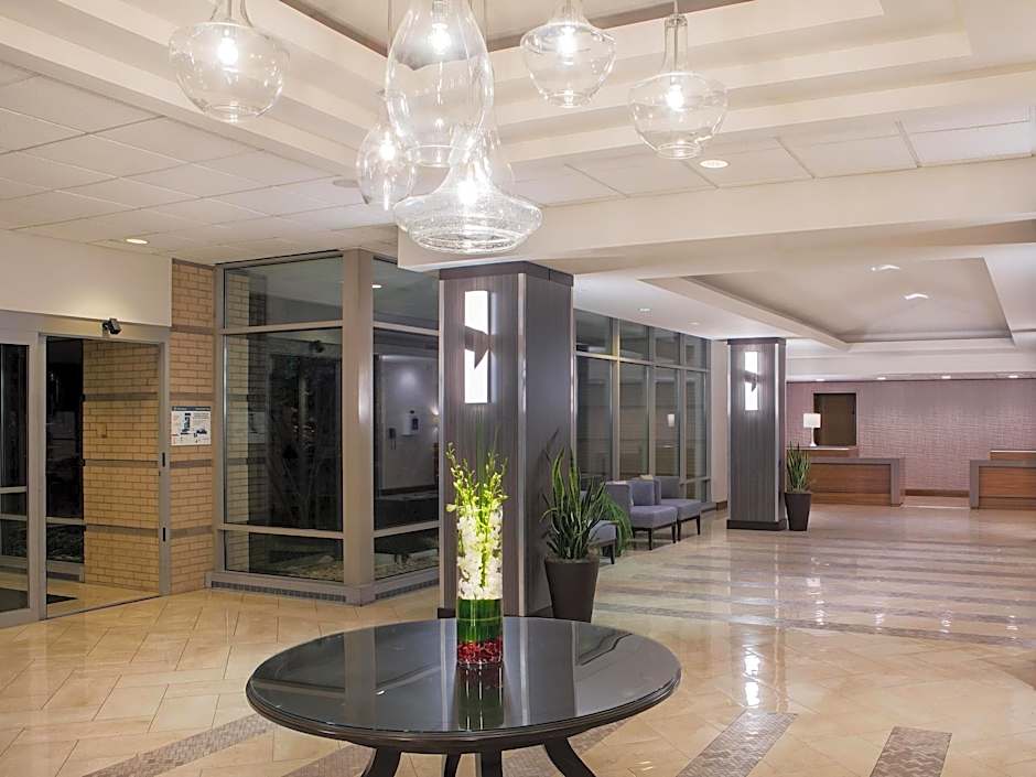 Sheraton Suites Chicago Elk Grove