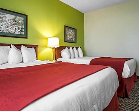 Double Room with Two Queen Beds