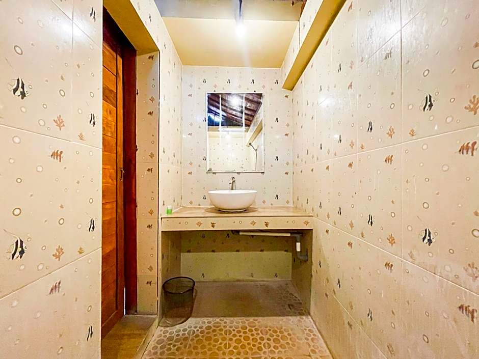 Lilis Aksito Akusara by Lavana