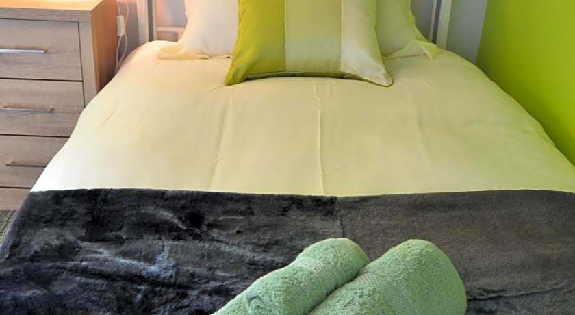 Old Trafford Guest House