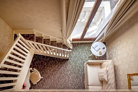 Duplex Suite with Mezzanine and Sofa Bed