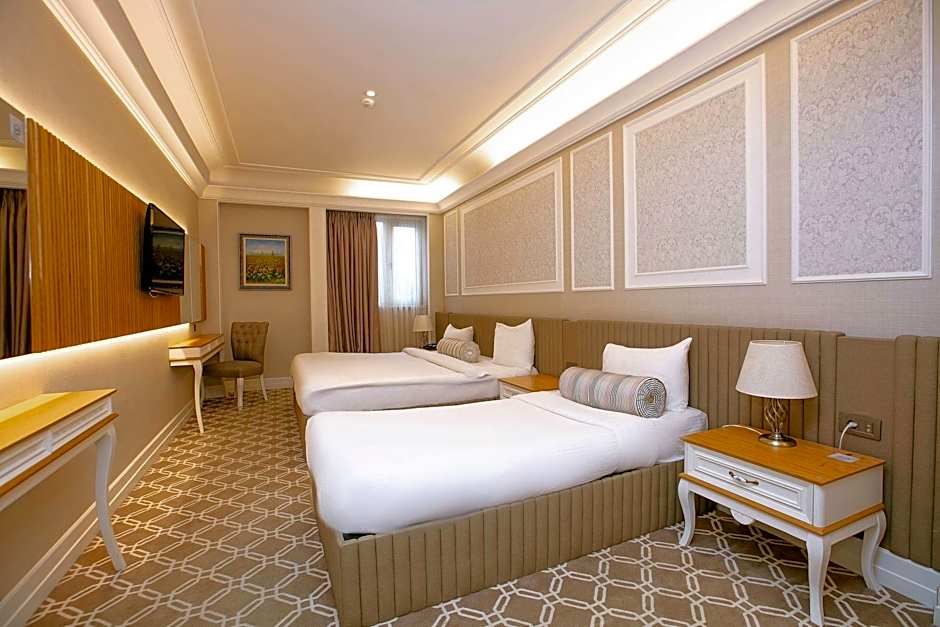 Theatrum Hotel Baku