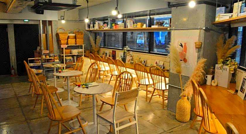 Book Tea Bed SHINJUKU-GYOEN