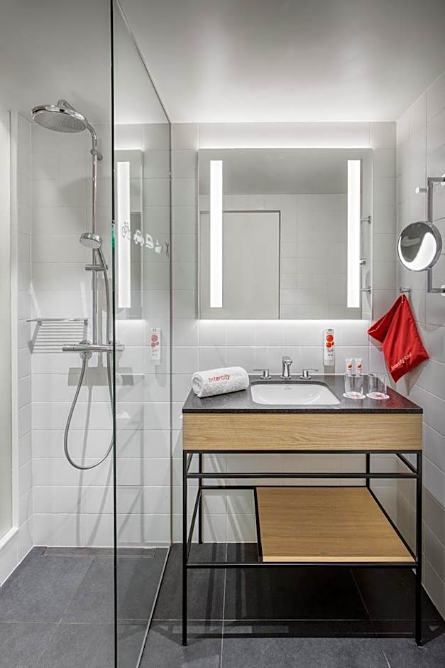 IntercityHotel Amsterdam Airport