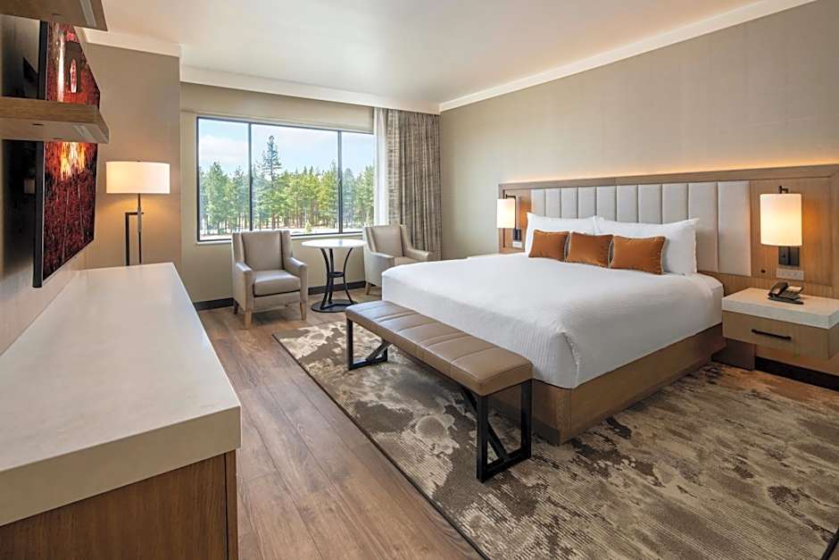 Golden Nugget Lake Tahoe Hotel & Casino