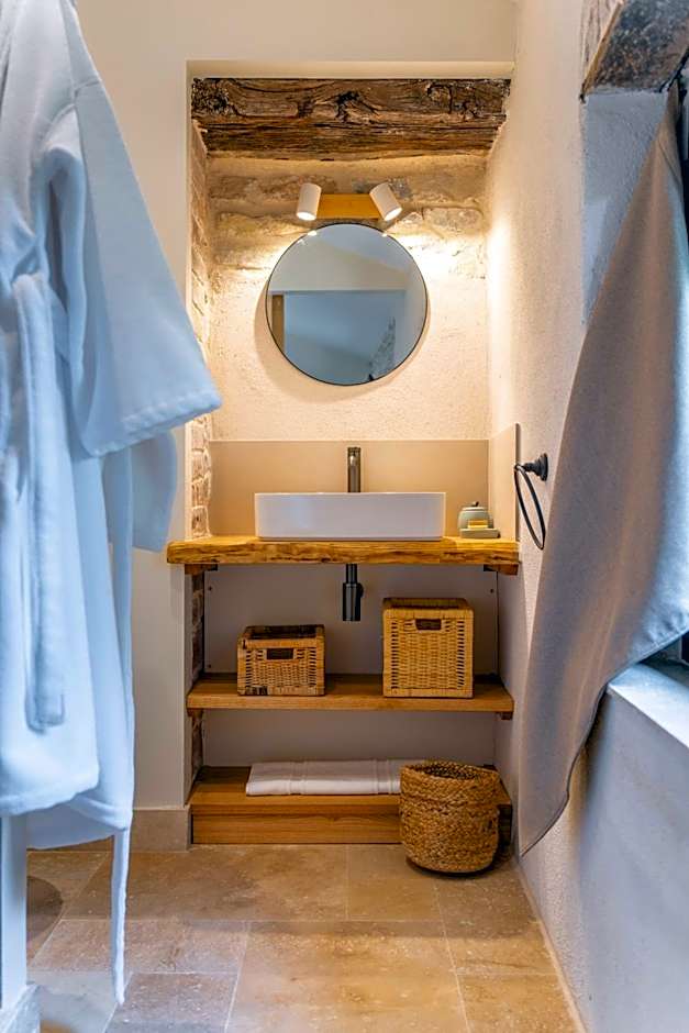 Gîtes au pied des Cévennes - Domaine Les Terres Aoyama