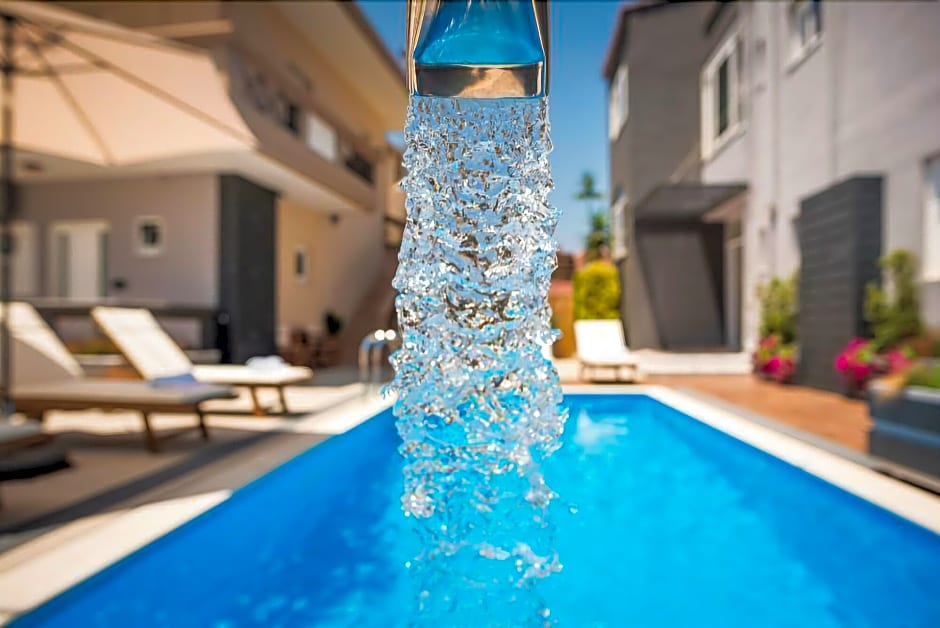 Sun Ray Luxury Aparthotel