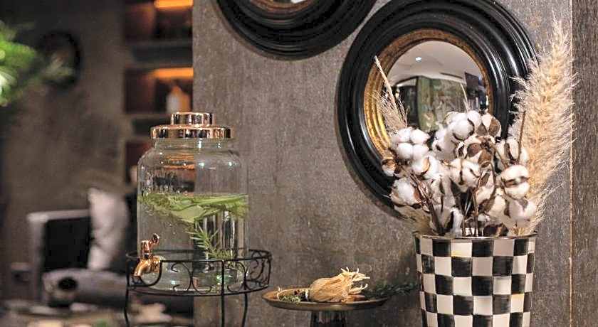 The New Hotel Zeybek