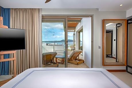 Signature Suite with Plunge Pool and Ocean View