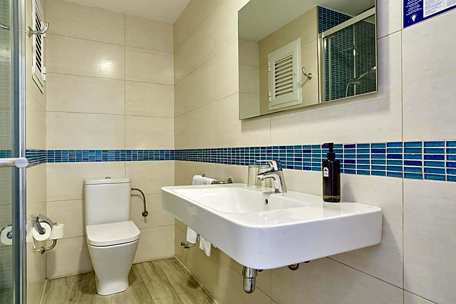 Invisa Hotel Es Pla - Adults Only