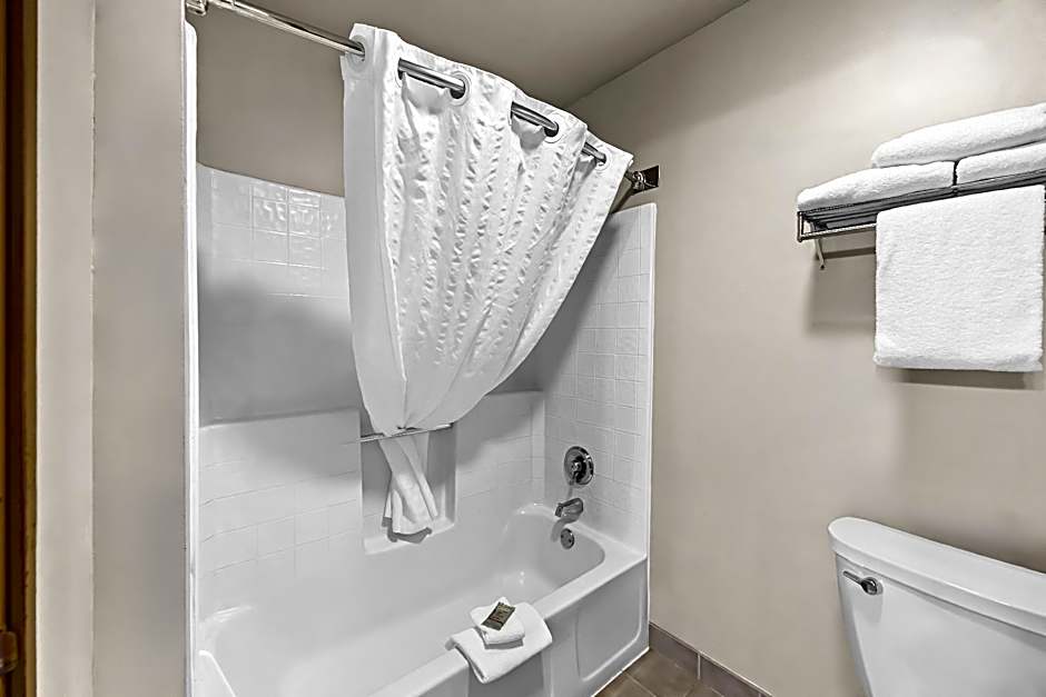 Best Western Inn At The Rogue