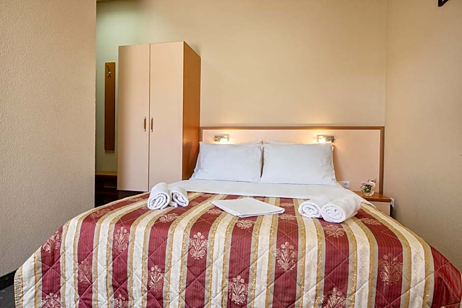 Hotel Luna