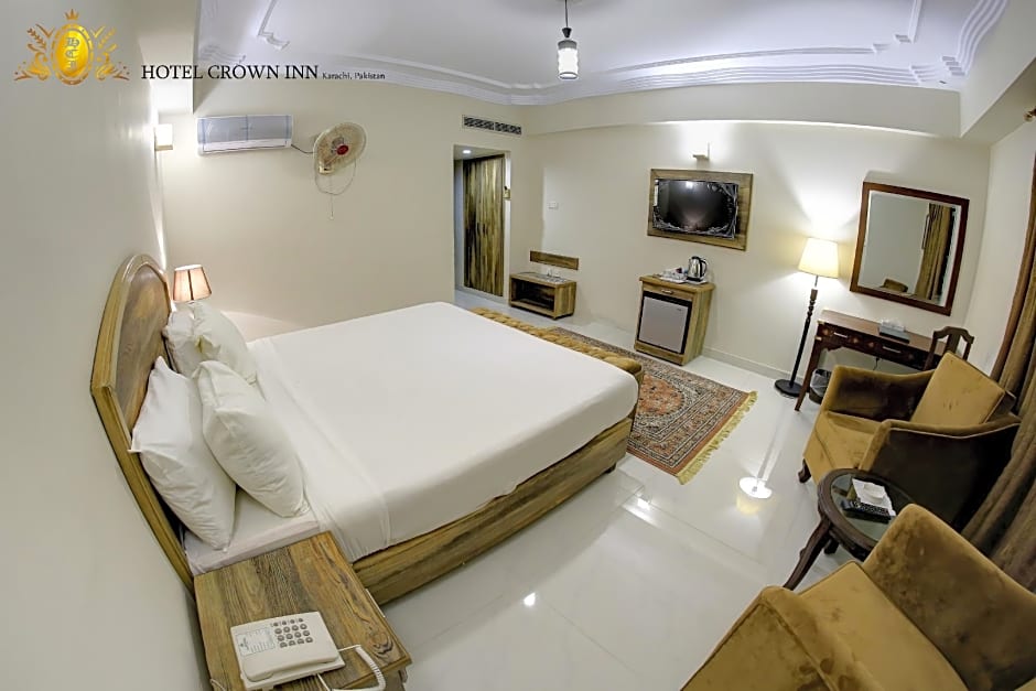 Hotel Crown Inn