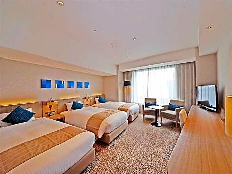 Deluxe Triple Room - Non-Smoking