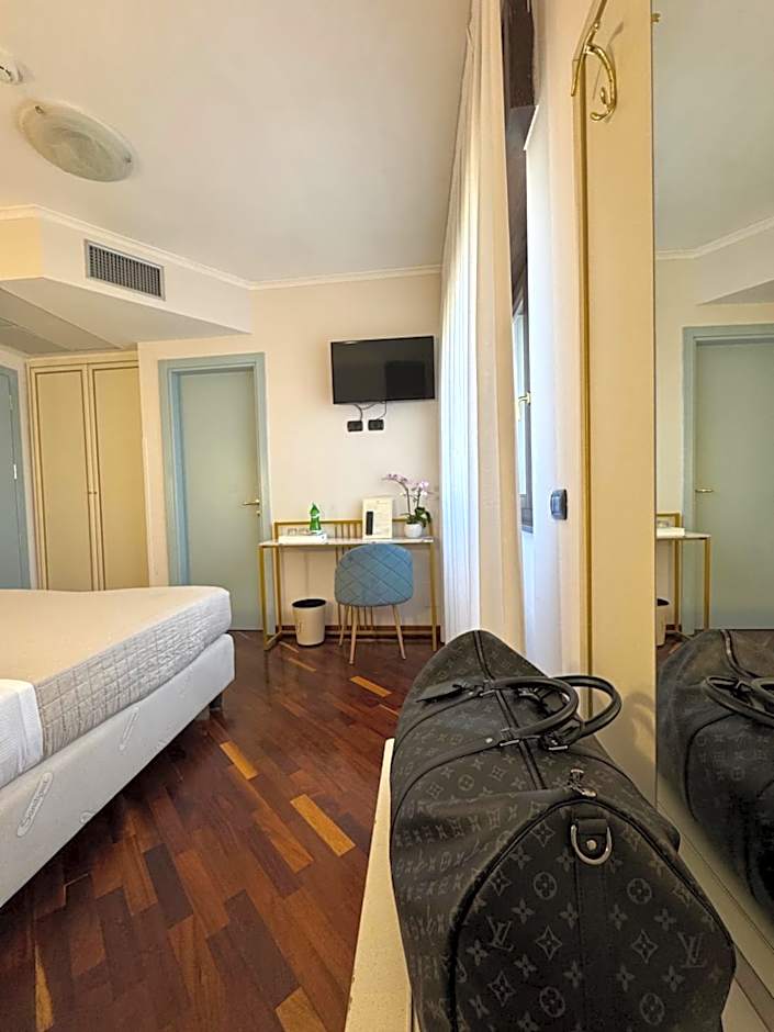 Costa Hotel