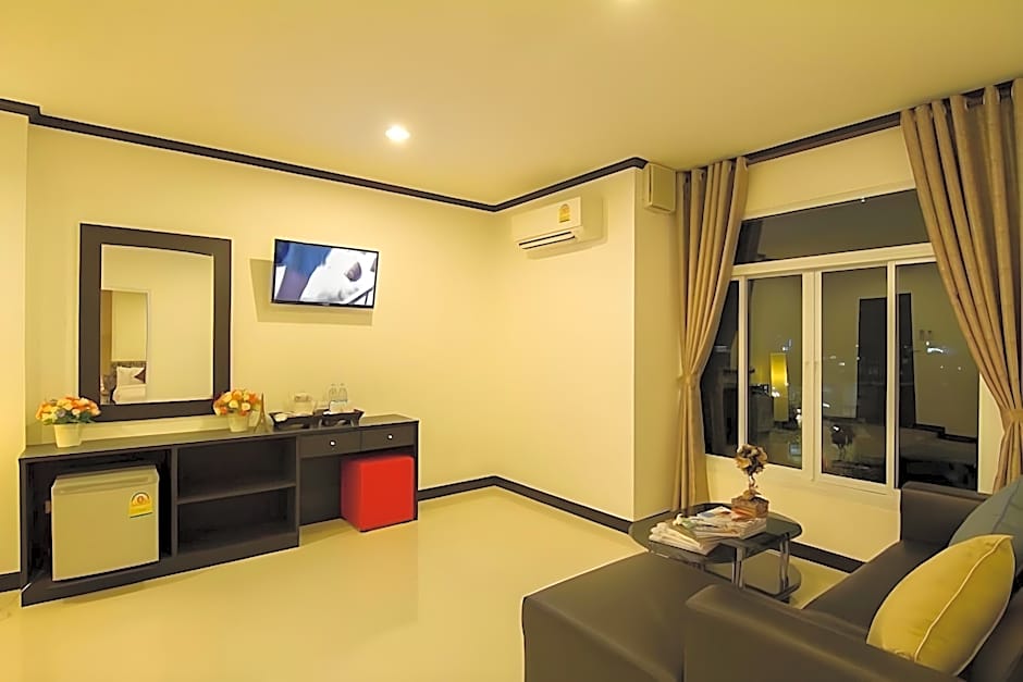 Leelawadee Grand Hotel