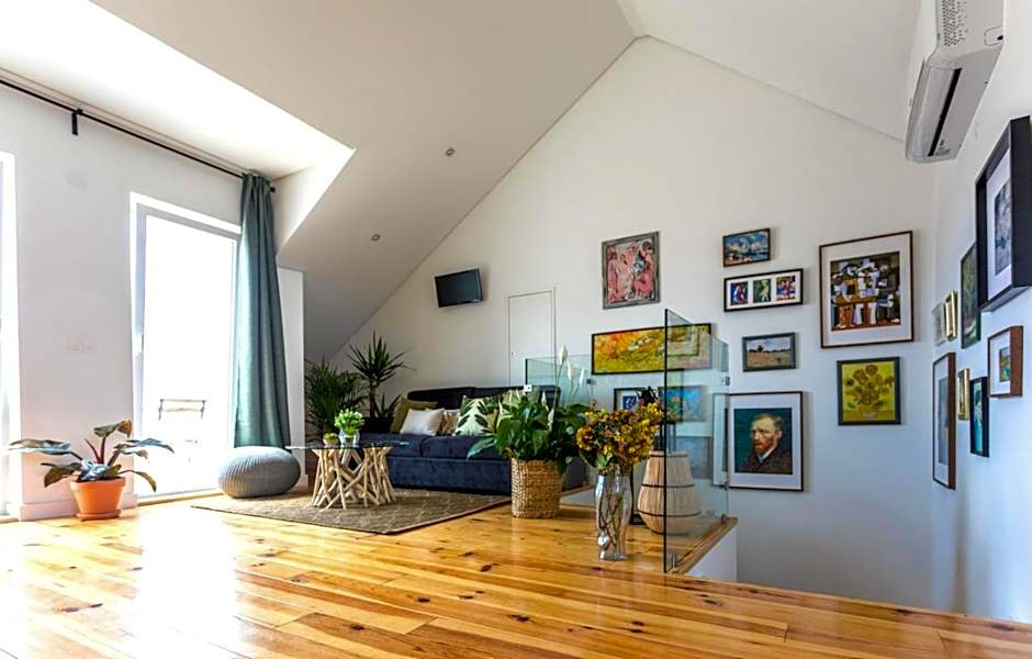 Lx Design Apartment near Congress Center