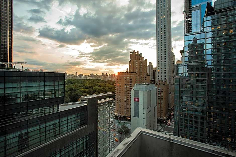 6 Columbus Central Park Hotel