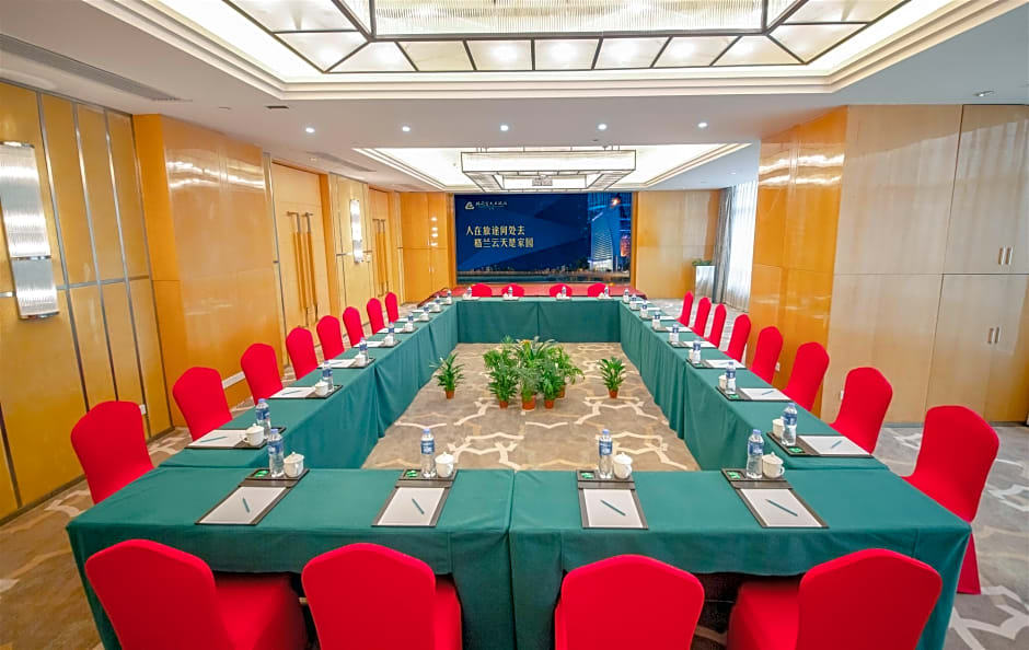 Yueyang Grand Skylight Hotel