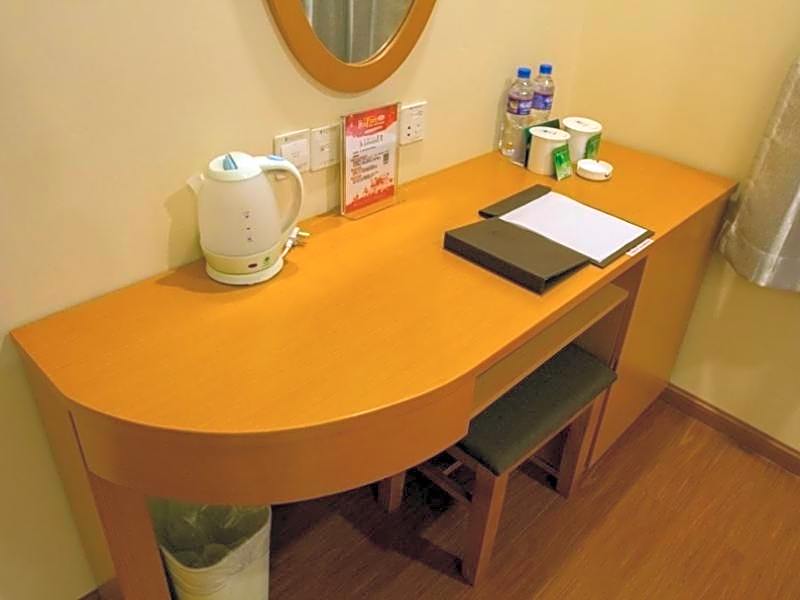 GreenTree HeBei TangShan Nanhu Lake Express Hotel