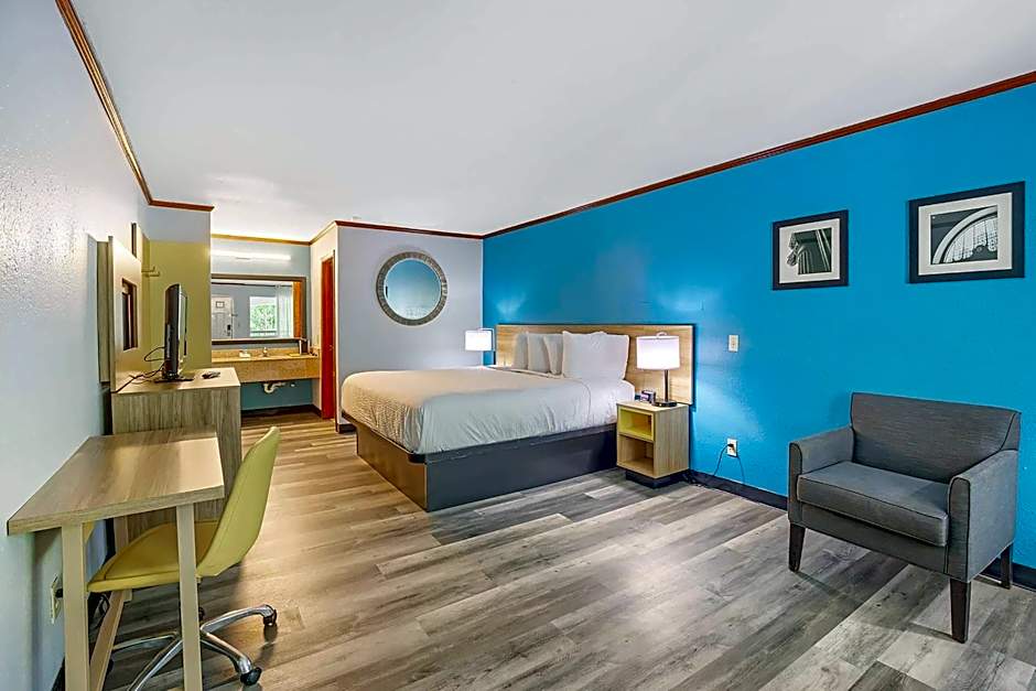 Days Inn by Wyndham Foley