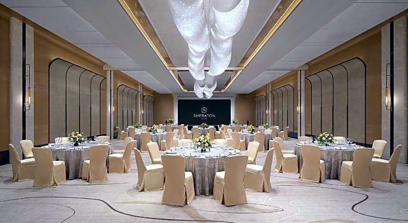 Sheraton Hong Kong Hotel And Towers