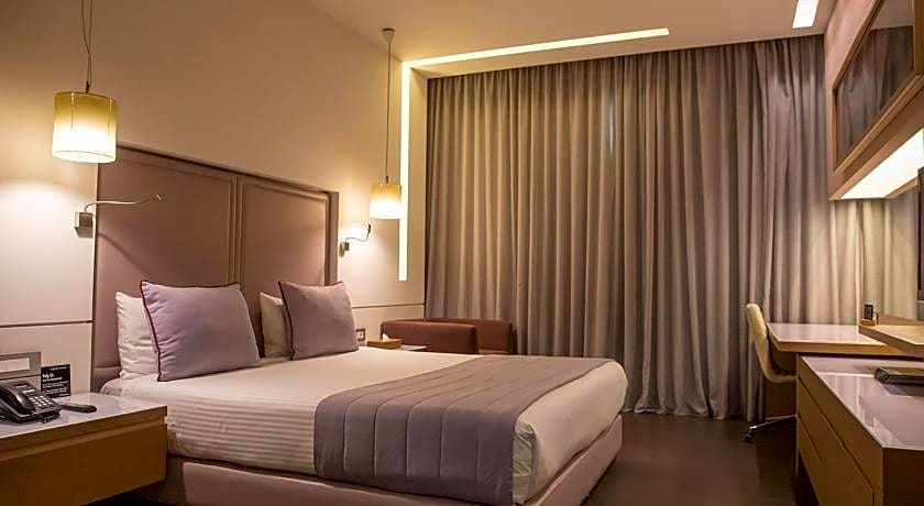 Saifi Suites