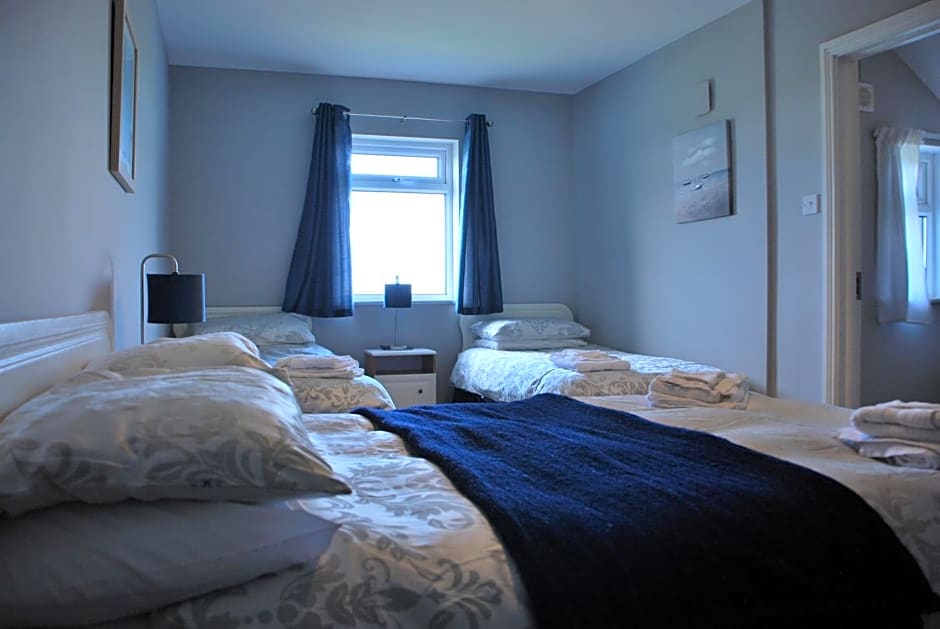 Kemar House post code F26RR28