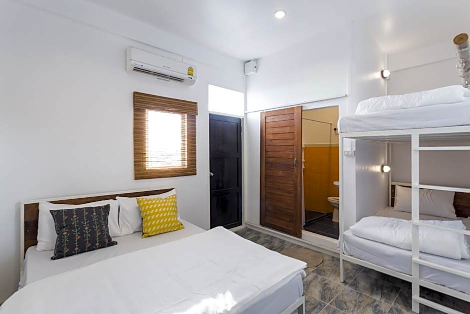 Stockhome Hostel Ayutthaya