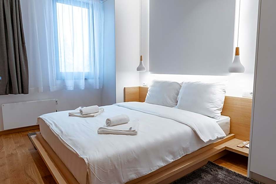 Aparthotel Zlatni Javor