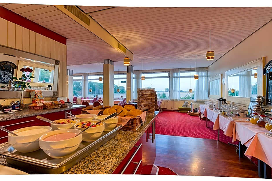 FF&E Hotel Dania