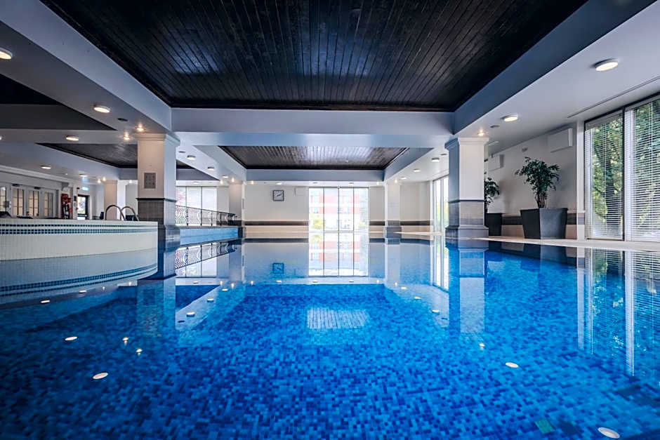 The Runnymede-On-Thames