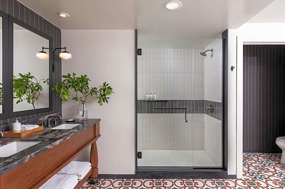 Estancia La Jolla Hotel Spa