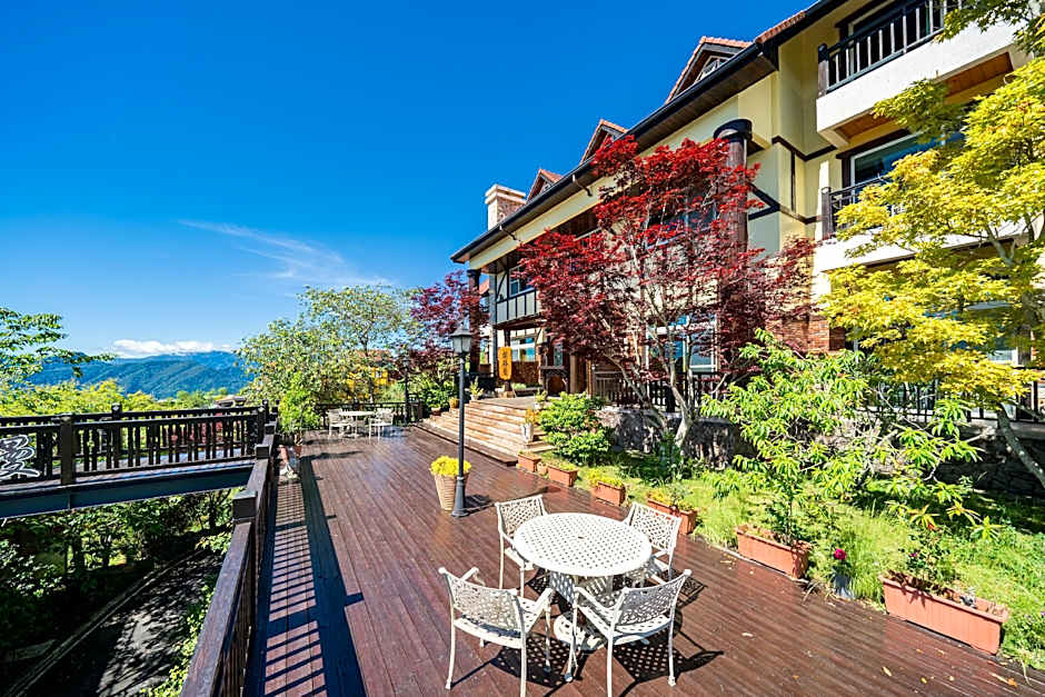 Egmont Mountain House