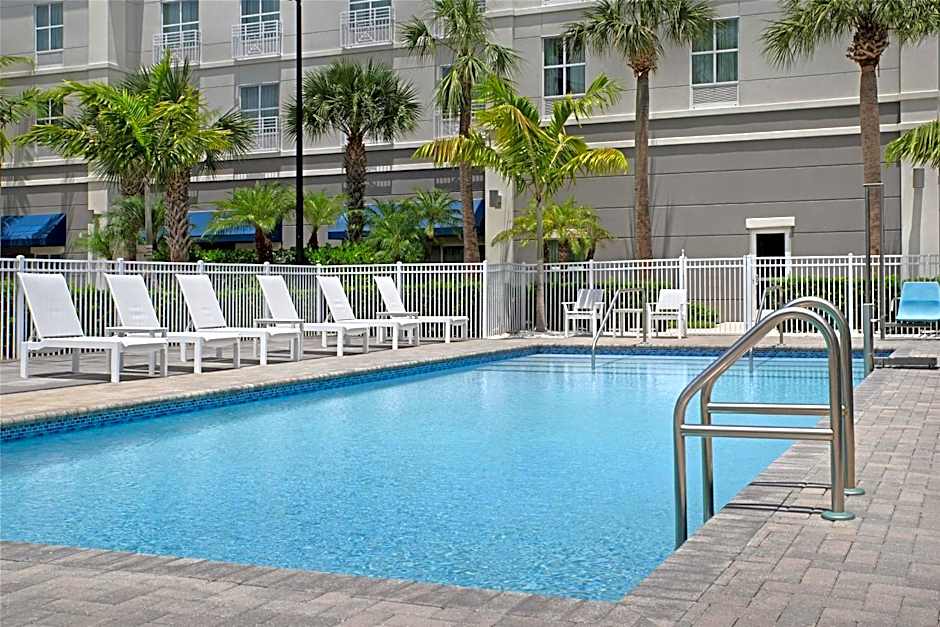 Hampton Inn By Hilton And Suites Vero Beach-Downtown