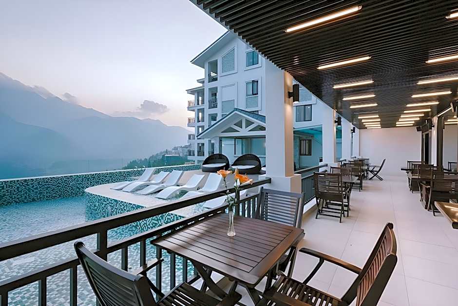 Bamboo Sapa Hotel